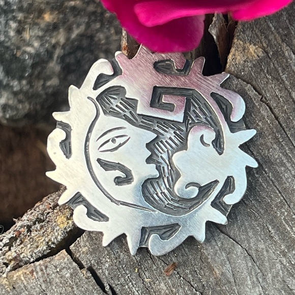 VINTAGE Taxco 925 moon Aztec warrior brooch/pendant - Picture 3 of 6